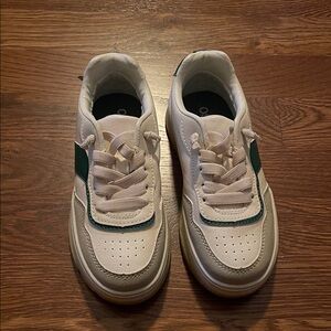 OshKosh B'gosh Kids Sneakers - White and Green